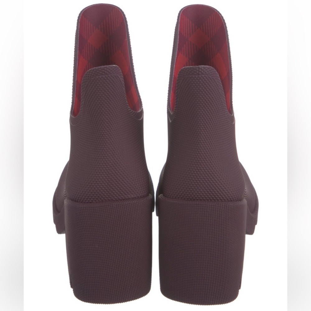 Burberry Rain Boots - Picture 5 of 6